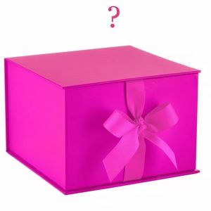 8 Items - Women Clothing